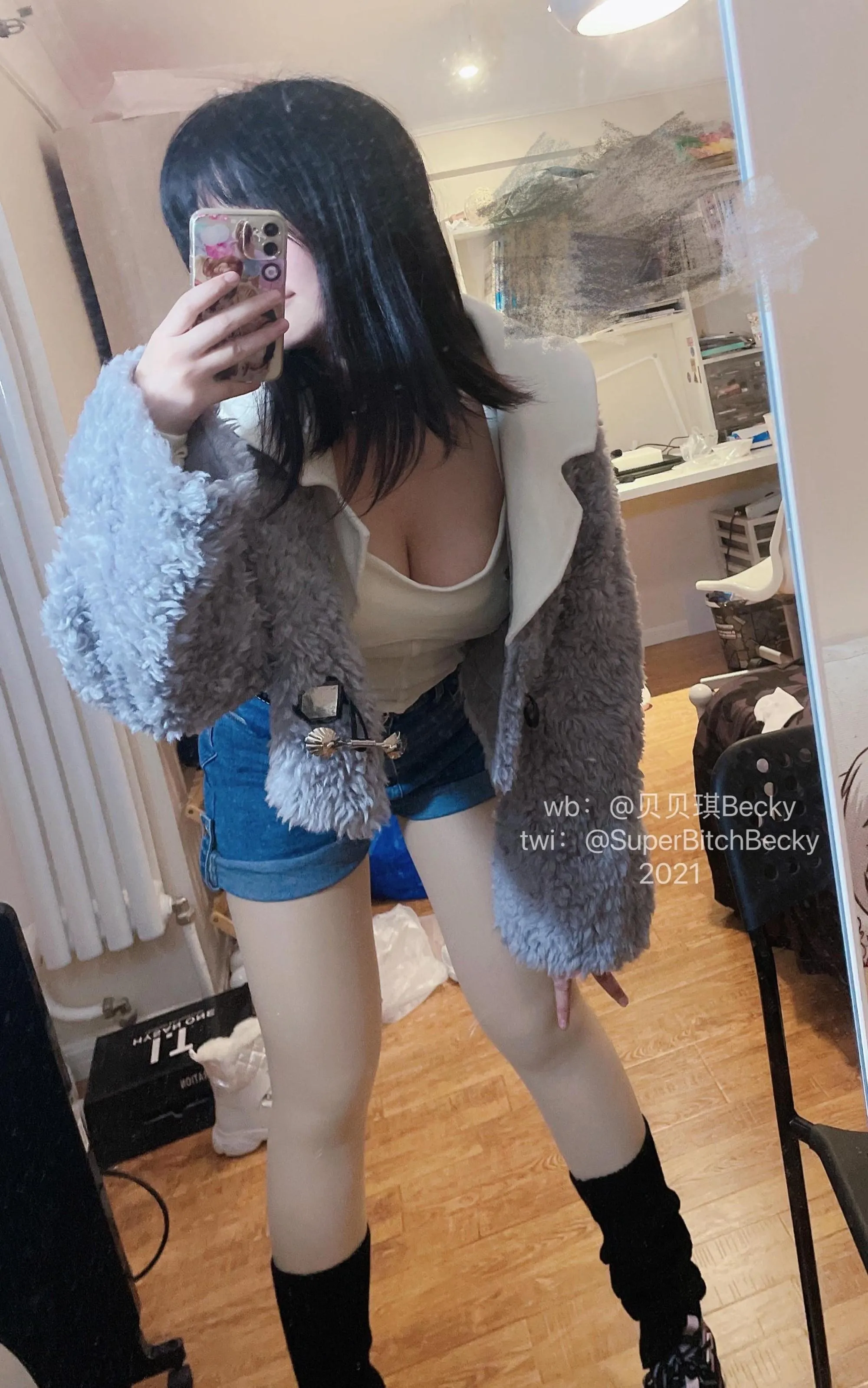 贝贝琪Becky – NO.019 对镜黑发辣妹 [105P]插图